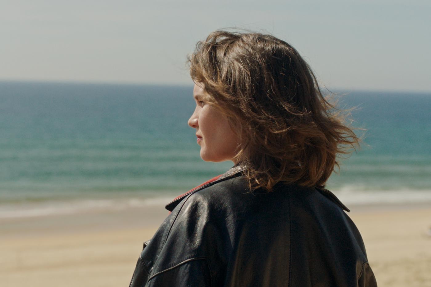 NOUS LES PROCHAINS, 2025 - Un film de Florent GOUËLOU