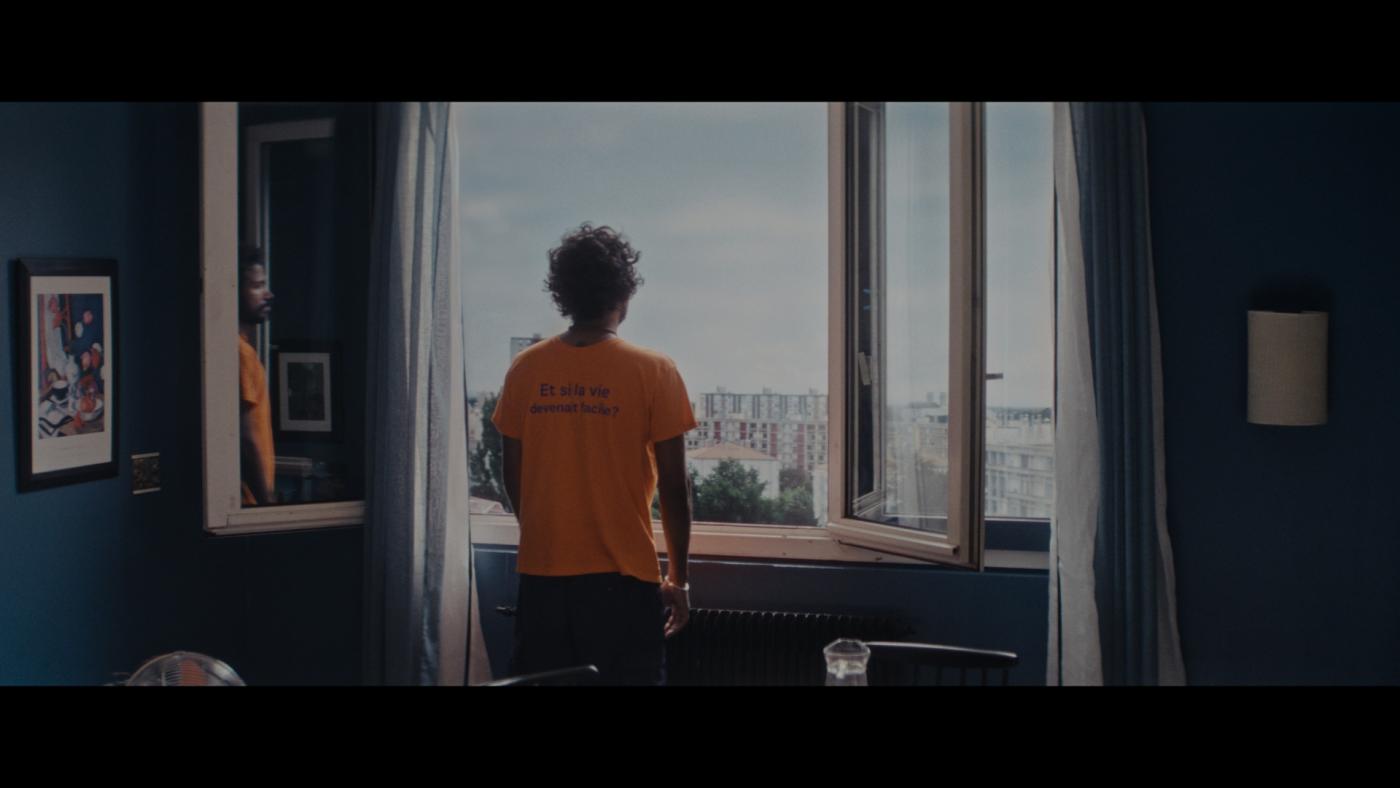 VEUILLEZ PATIENTER, 2025 - Un film de Solal BOULOUDNINE